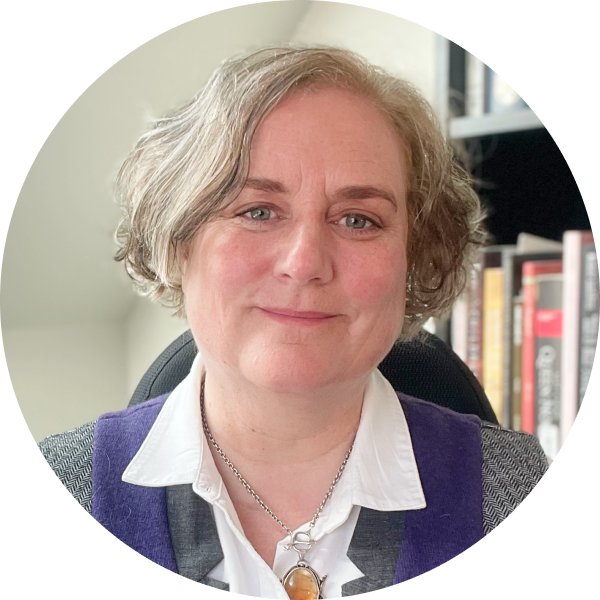 Profile photo of Deryn Collier